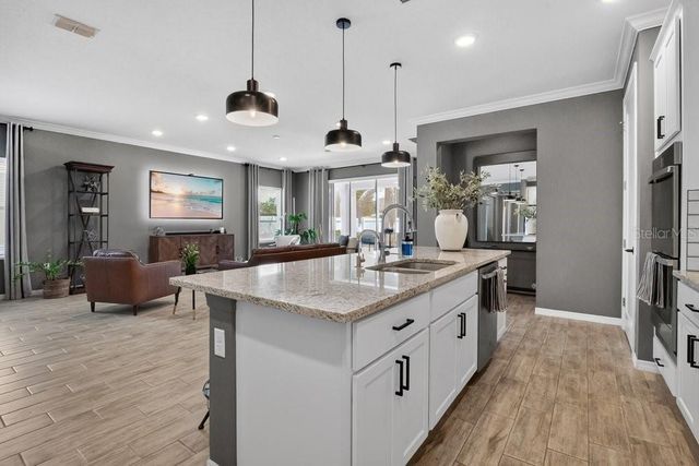 391 PINECREST LOOP, Davenport, FL 33837