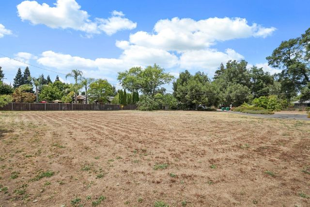 6470 Analitis Dr, Lodi, CA 95240