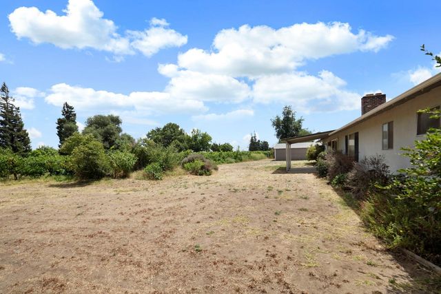 6470 Analitis Dr, Lodi, CA 95240