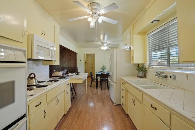 6470 Analitis Dr, Lodi, CA 95240