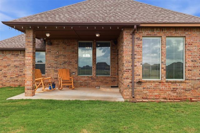 1100 Antler Ridge, Tuttle, OK 73089