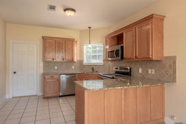 38159 Willow Lake East, Prairieville, LA 70769