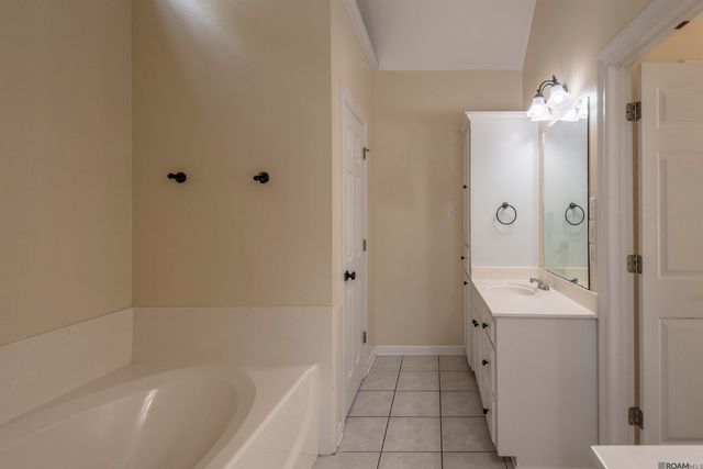 38159 Willow Lake East, Prairieville, LA 70769