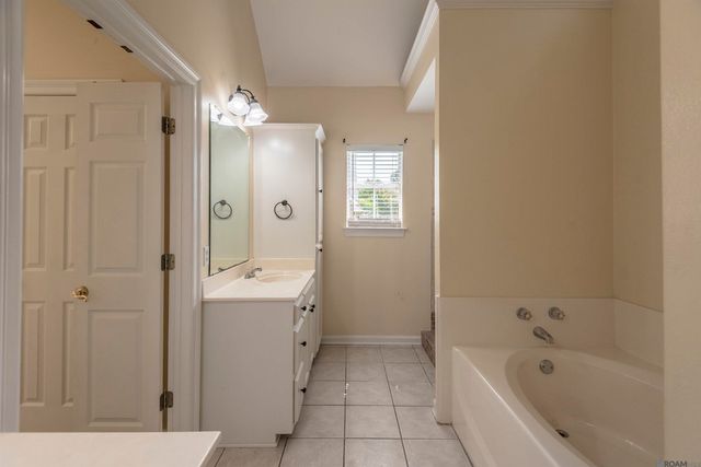 38159 Willow Lake East, Prairieville, LA 70769