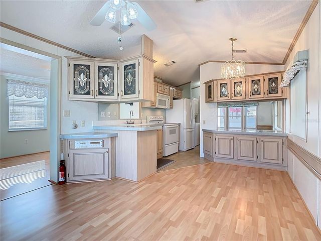9000 US HWY 192 733, Clermont, FL 34714