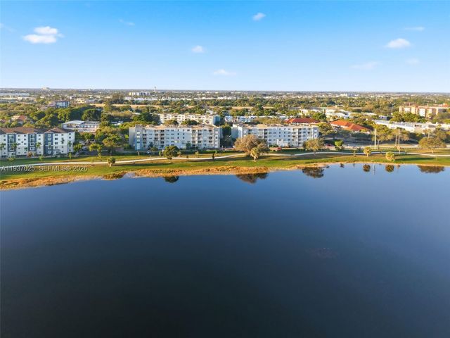 480 Executive Center Dr 3C, West Palm Beach, FL 33401