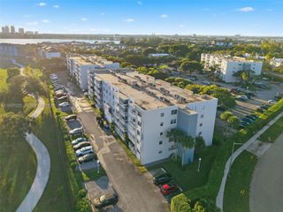 480 Executive Center Dr 3C, West Palm Beach, FL 33401