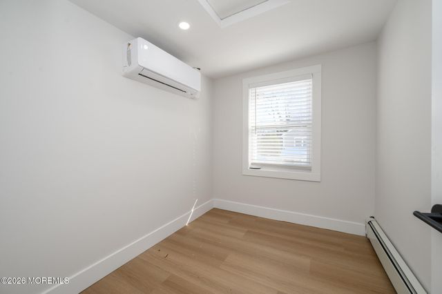 8 Orchard Street, Matawan, NJ 07747