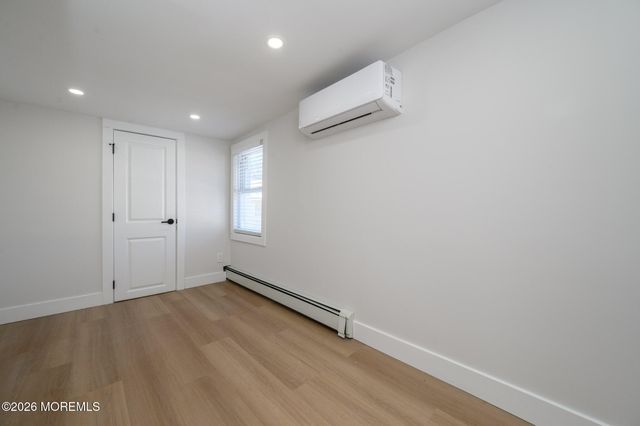 8 Orchard Street, Matawan, NJ 07747