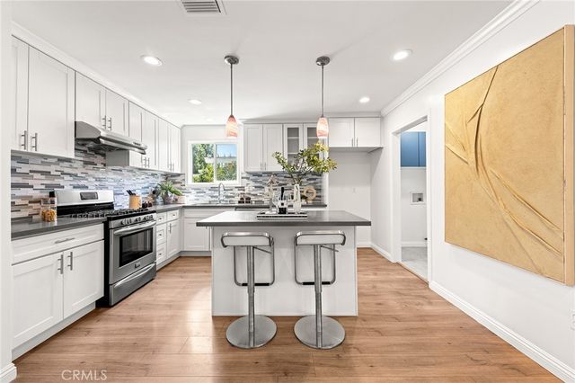 827 S Pima, West Covina, CA 91790