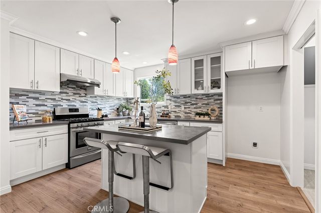 827 S Pima, West Covina, CA 91790