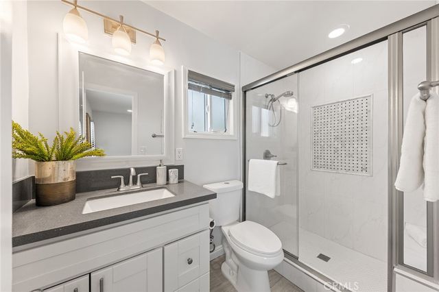 827 S Pima, West Covina, CA 91790
