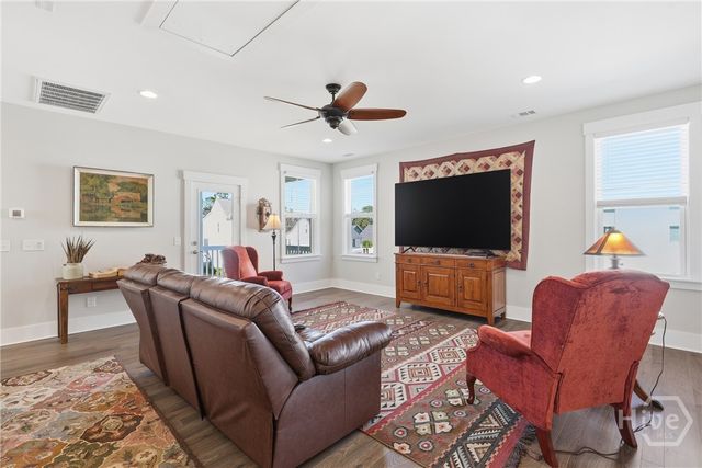 122 Kingbird Court, Savannah, GA 31410