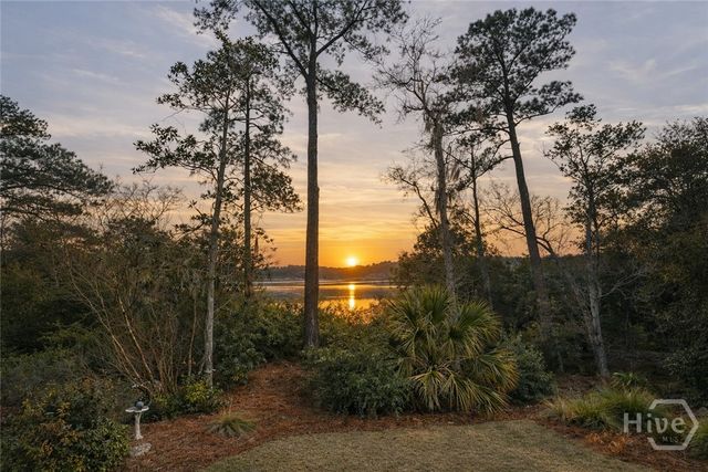 122 Kingbird Court, Savannah, GA 31410