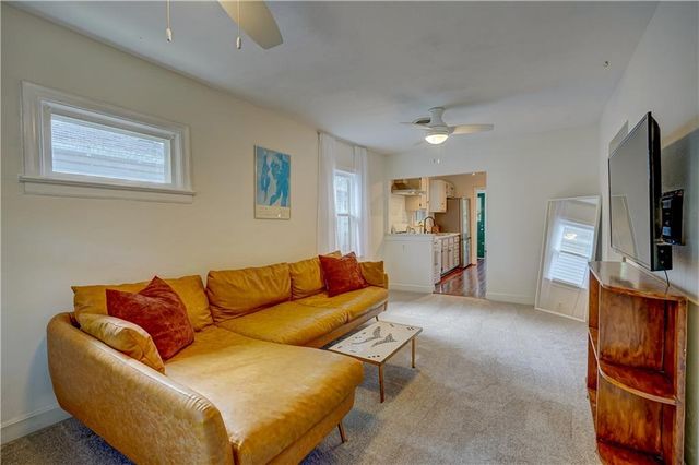 7602 PENNSYLVANIA Avenue, Kansas City, MO 64114