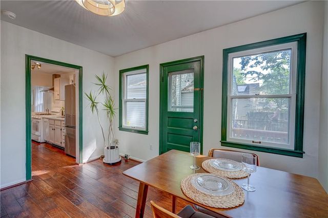 7602 PENNSYLVANIA Avenue, Kansas City, MO 64114