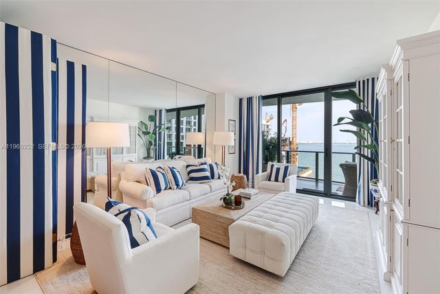 460 NE 28 704, Miami, FL 33137