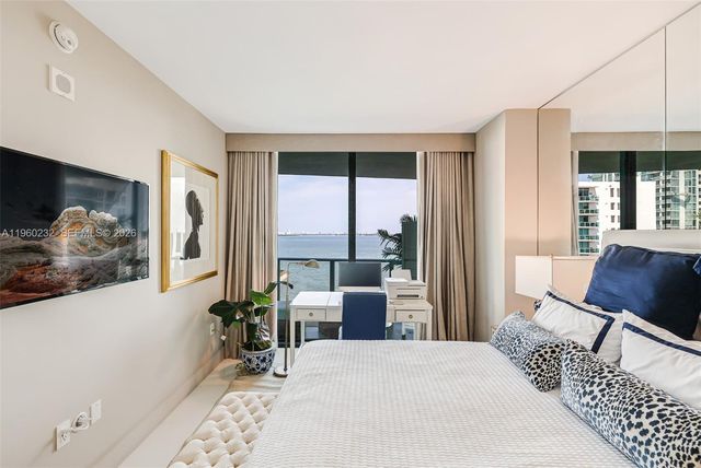 460 NE 28 704, Miami, FL 33137