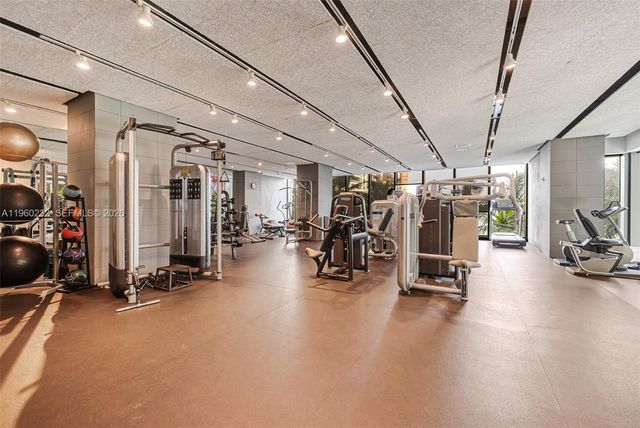 460 NE 28 704, Miami, FL 33137