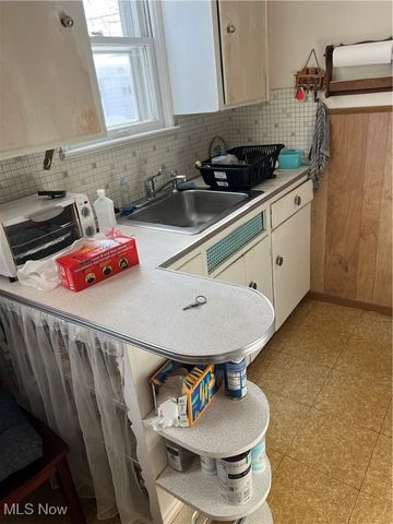 21600 Franklin Road, Maple Heights, OH 44137