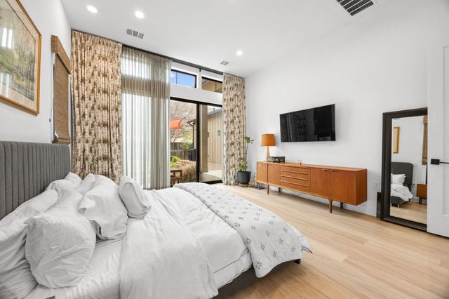 5317 McCandless ST, Austin, TX 78756