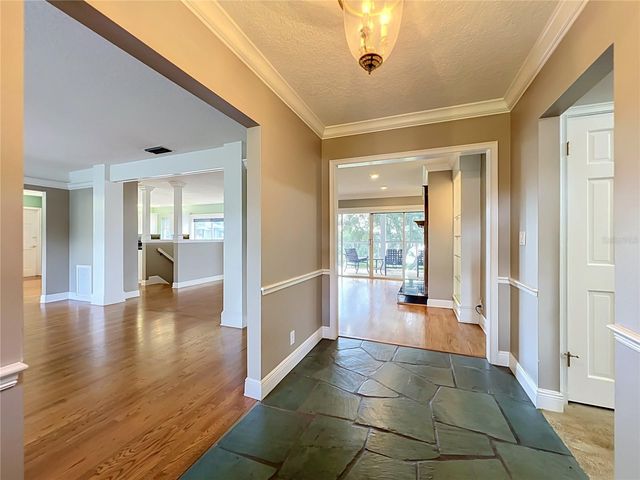 1800 COUNTRY CLUB DRIVE, Eustis, FL 32726