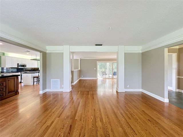 1800 COUNTRY CLUB DRIVE, Eustis, FL 32726