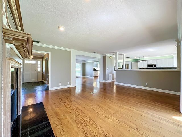 1800 COUNTRY CLUB DRIVE, Eustis, FL 32726