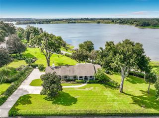 1800 COUNTRY CLUB DRIVE, Eustis, FL 32726