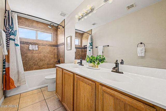 6140 W ORAIBI Drive, Glendale, AZ 85308