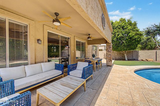 6140 W ORAIBI Drive, Glendale, AZ 85308