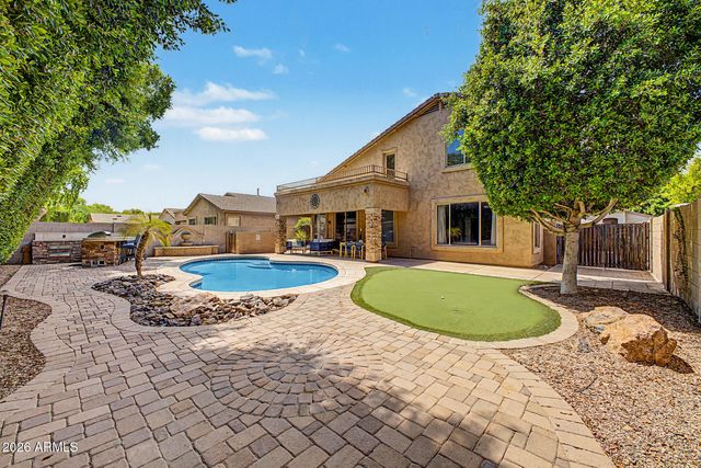 6140 W ORAIBI Drive, Glendale, AZ 85308