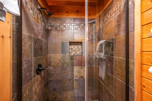 4154 Evans Chapel Rd, Sevierville, TN 37876