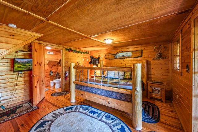4154 Evans Chapel Rd, Sevierville, TN 37876
