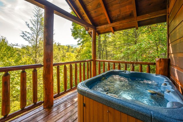 4154 Evans Chapel Rd, Sevierville, TN 37876