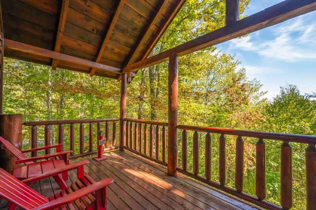4154 Evans Chapel Rd, Sevierville, TN 37876
