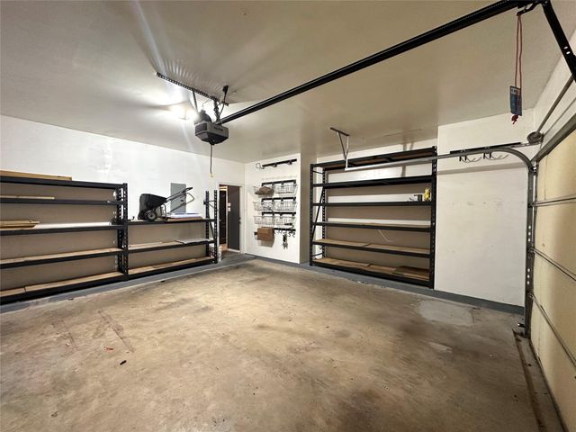 4601 Tiddle LN, Pflugerville, TX 78660