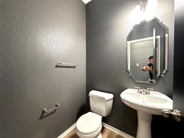 4601 Tiddle LN, Pflugerville, TX 78660