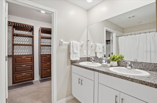 9513 CHANNING HILL DRIVE, Sun City Center, FL 33573