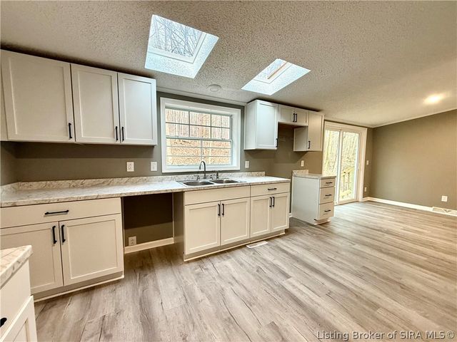 3738 Gap Hollow Road, New Albany, IN 47150