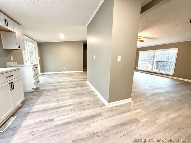 3738 Gap Hollow Road, New Albany, IN 47150