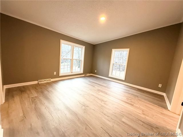 3738 Gap Hollow Road, New Albany, IN 47150