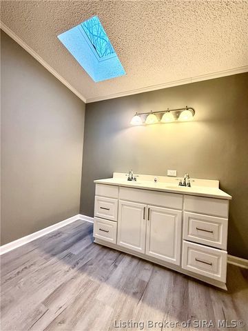 3738 Gap Hollow Road, New Albany, IN 47150