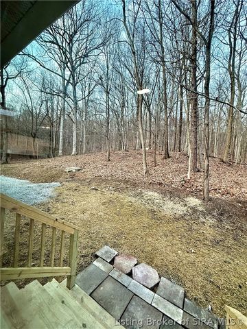 3738 Gap Hollow Road, New Albany, IN 47150