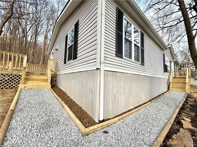 3738 Gap Hollow Road, New Albany, IN 47150