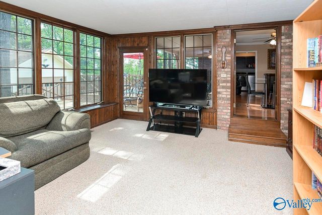 1023 Way Thru The Woods SW, Decatur, AL 35603