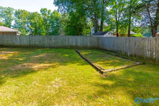 1023 Way Thru The Woods SW, Decatur, AL 35603