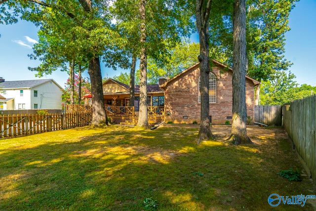 1023 Way Thru The Woods SW, Decatur, AL 35603