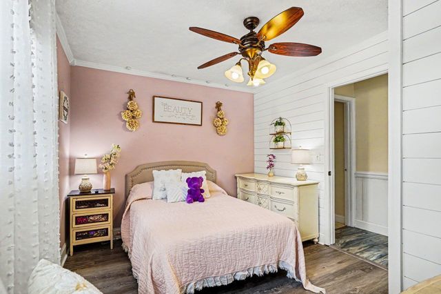 1010 Moss Dr., Surfside Beach, SC 29575