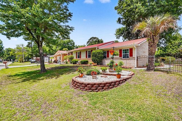 1010 Moss Dr., Surfside Beach, SC 29575